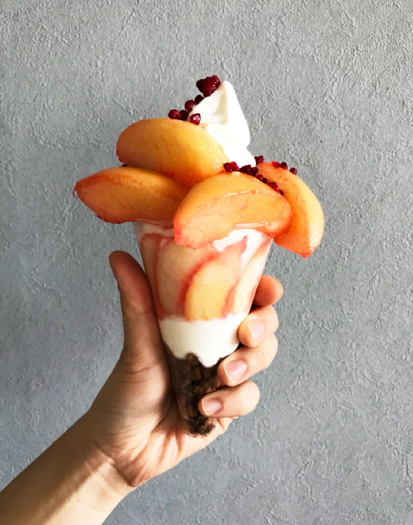 まるごと桃パルフェ